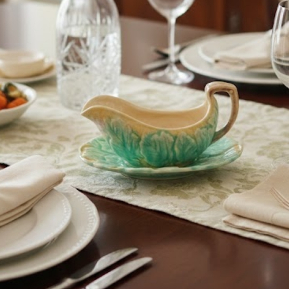 Vintage 1930s Avon Ware Gravy Boat & Saucer – Made in England